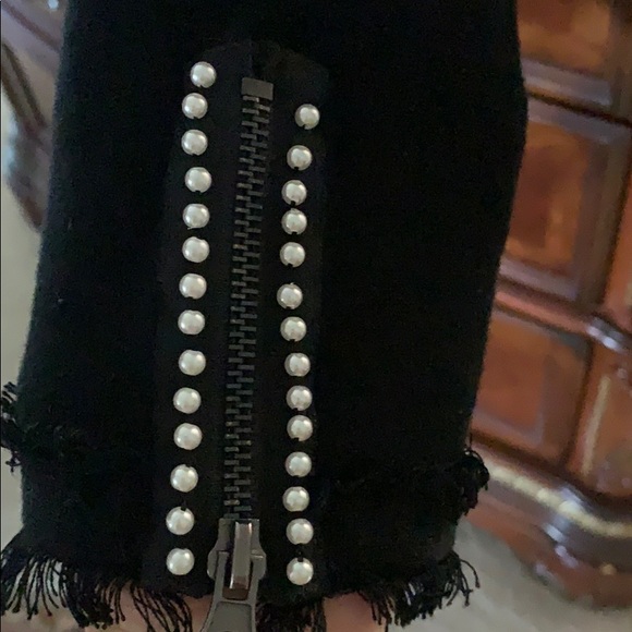 Blazer - Picture 2 of 2